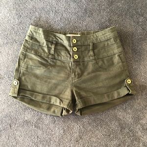Refuge Army Green Shorts